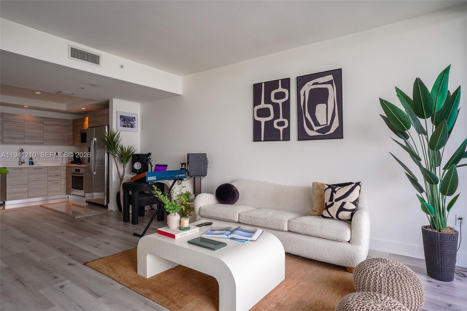 121 NE 34th St #2711, Miami FL 33137