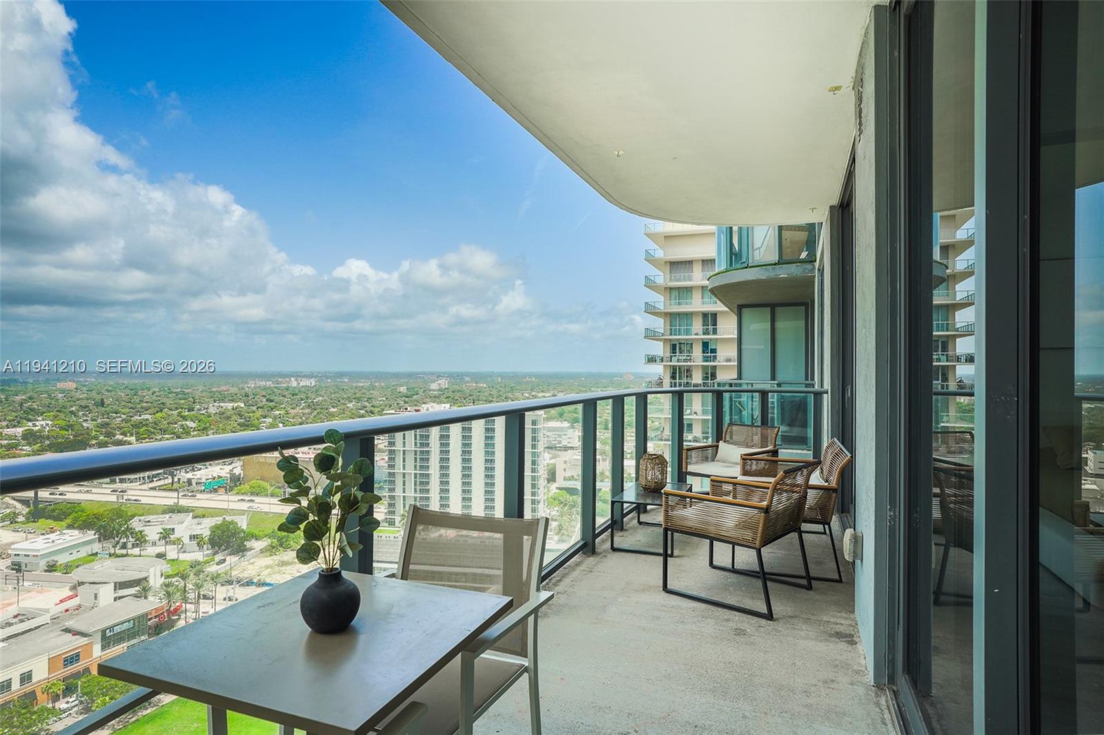121 NE 34th St #2711, Miami FL 33137