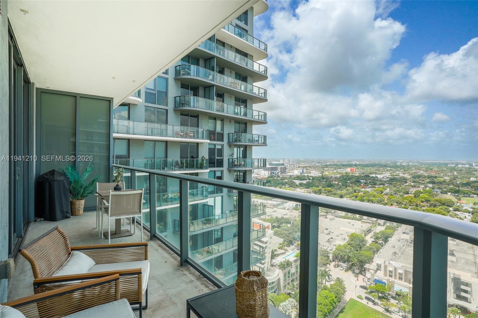 121 NE 34th St #2711, Miami FL 33137