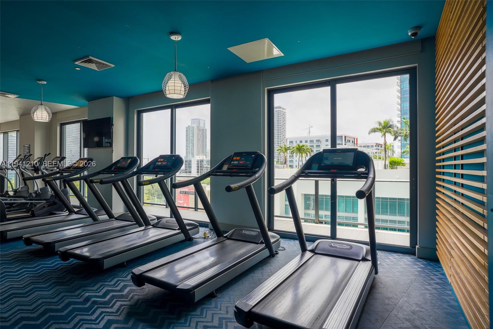 121 NE 34th St #2711, Miami FL 33137