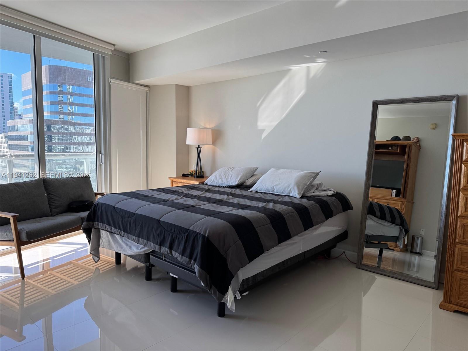 495 Brickell Ave #3507, Miami FL 33131