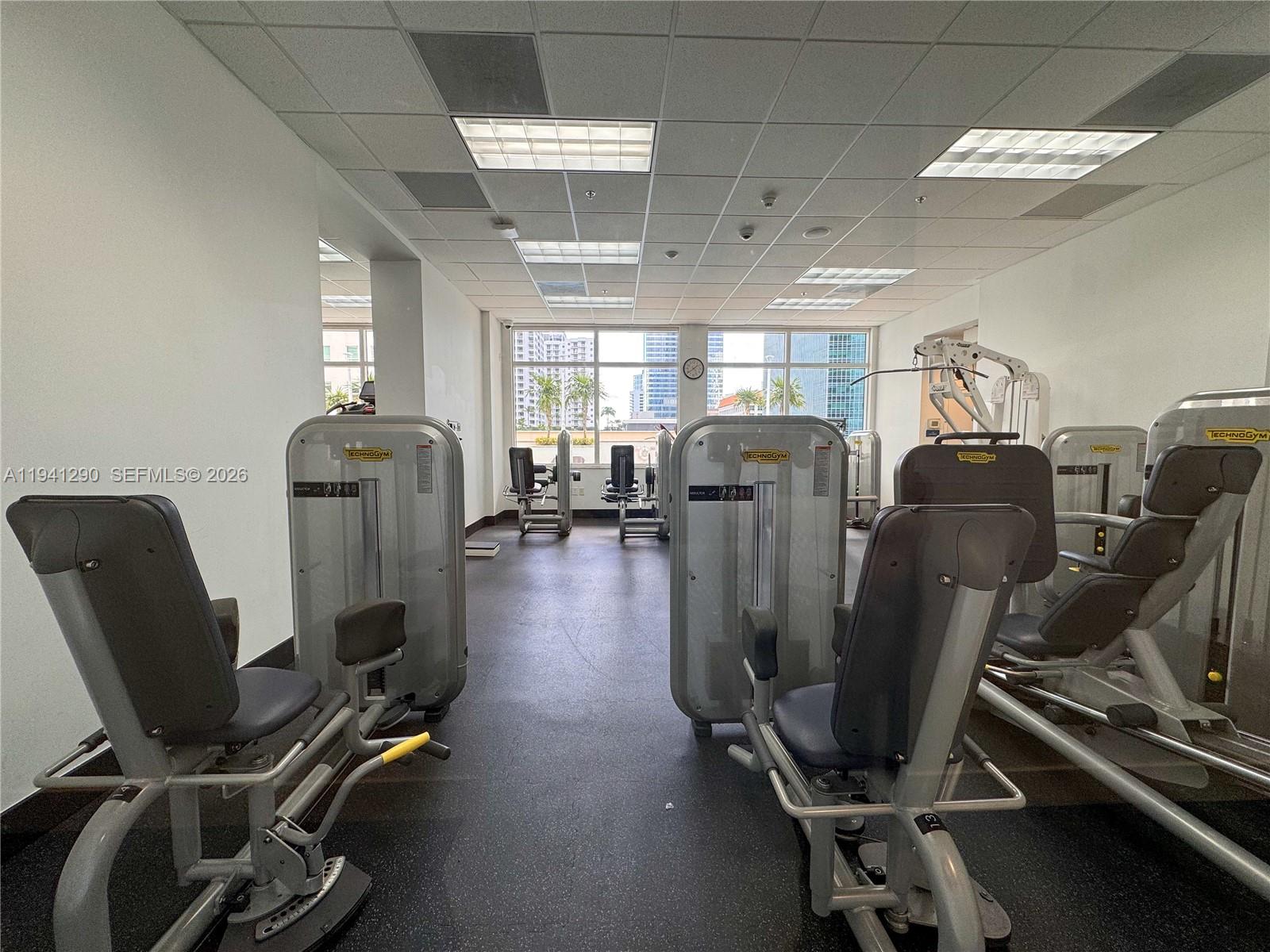 1200 Brickell Bay Dr #1708, Miami FL 33131