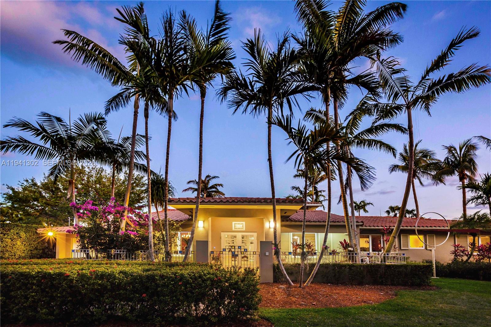 5343 Orduna Dr, Coral Gables FL 33146