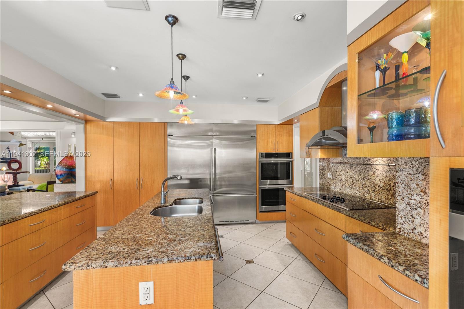 5343 Orduna Dr, Coral Gables FL 33146