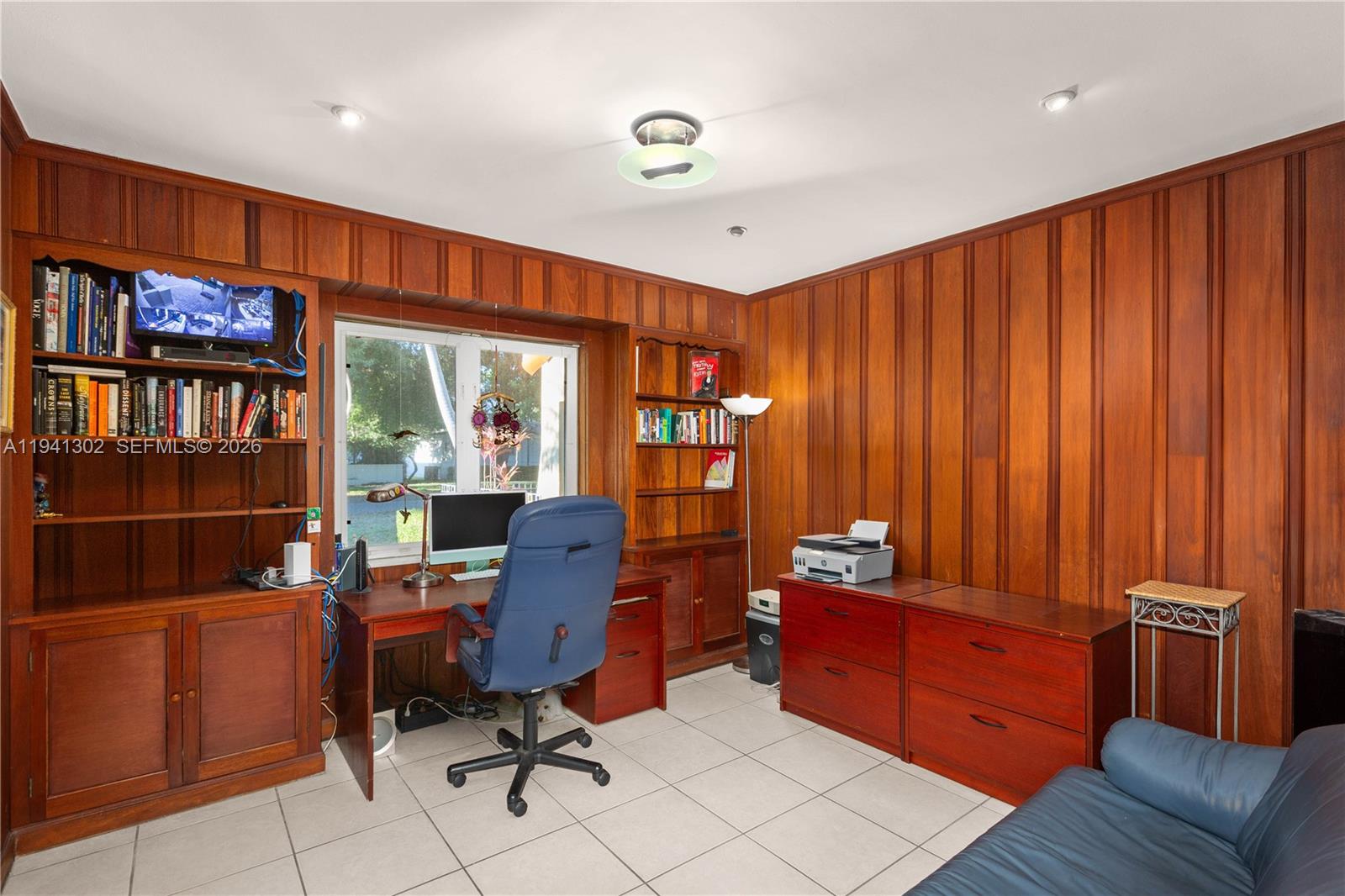 5343 Orduna Dr, Coral Gables FL 33146