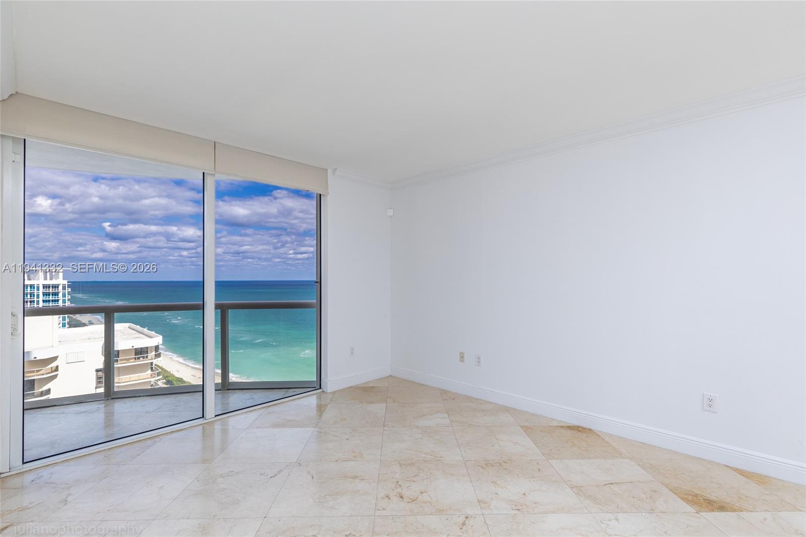 6365 Collins Ave #2211, Miami Beach FL 33141