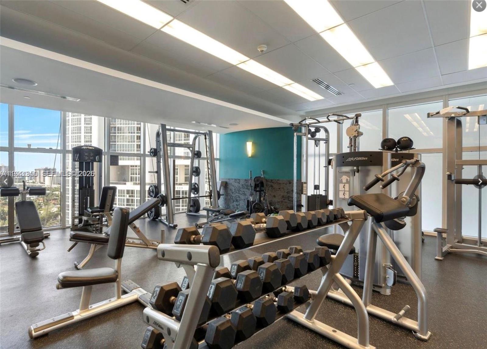 18101 Collins Ave #1807, Sunny Isles Beach FL 33160