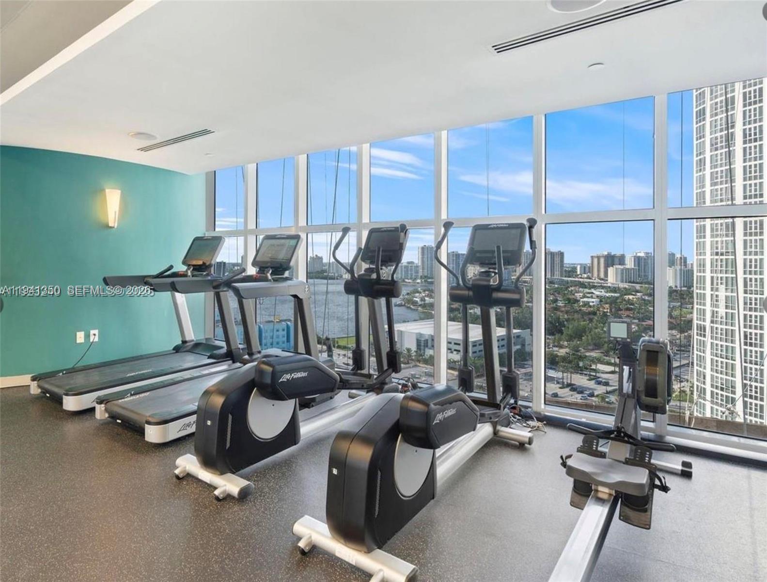18101 Collins Ave #1807, Sunny Isles Beach FL 33160
