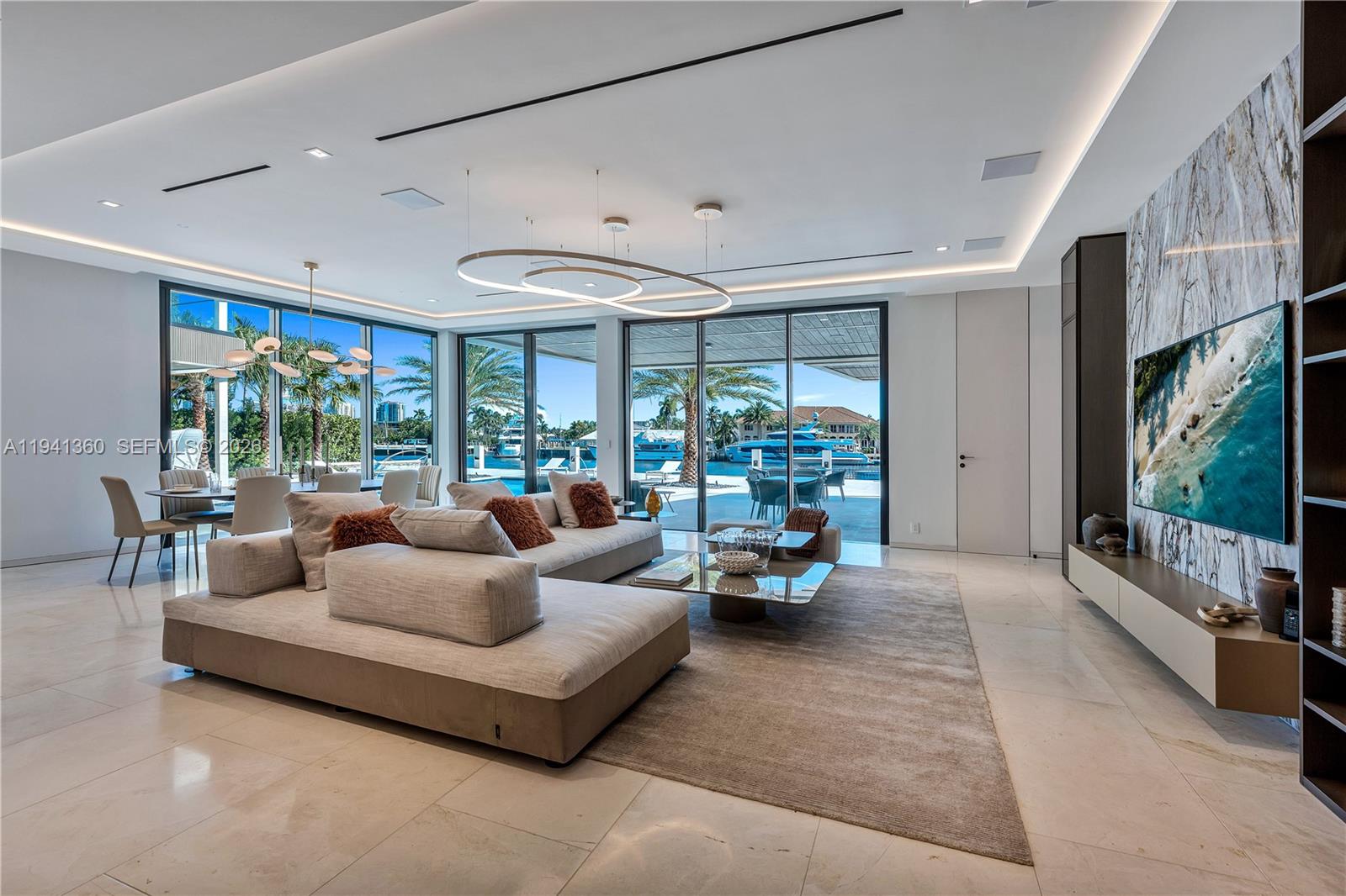 725 Middle River Dr, Fort Lauderdale FL 33304