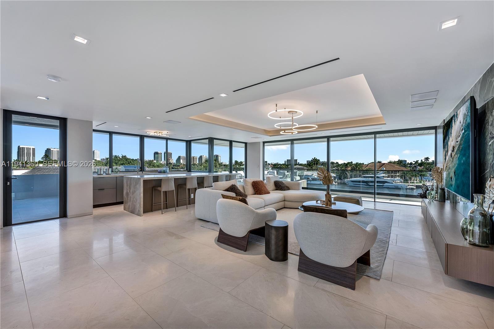 725 Middle River Dr, Fort Lauderdale FL 33304