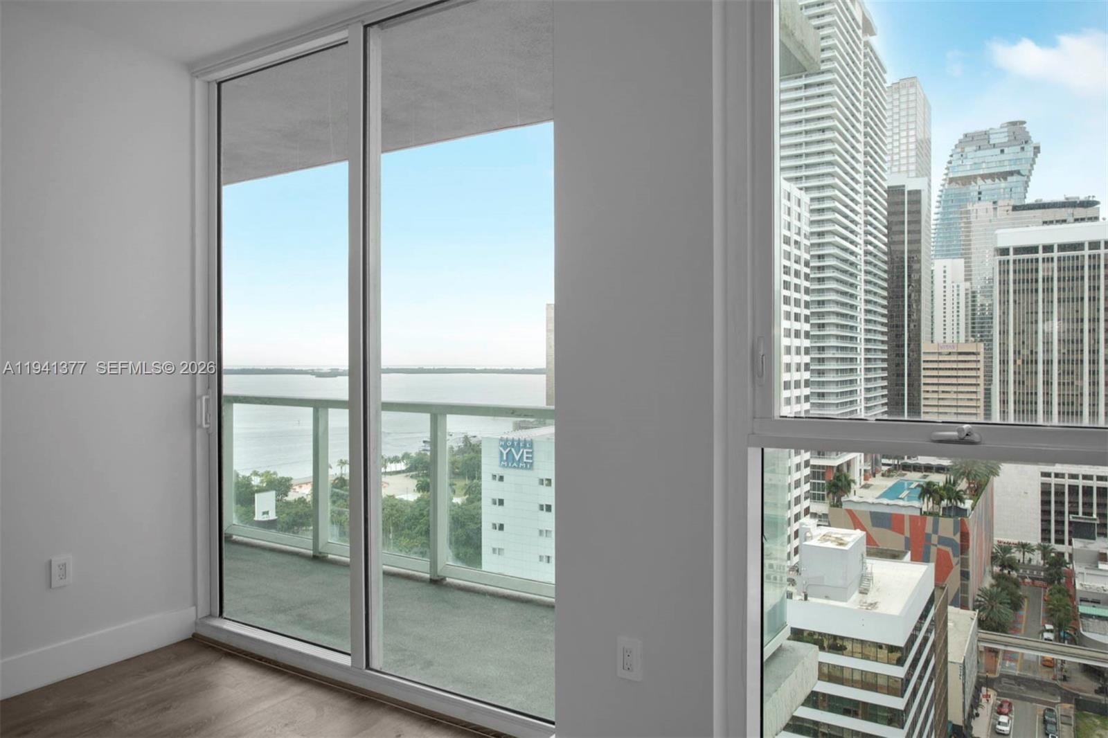 244 Biscayne Blvd #2107, Miami FL 33132