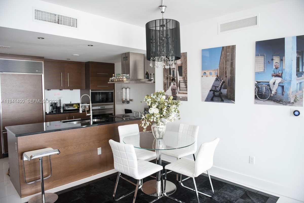 495 Brickell Ave #3805, Miami FL 33131