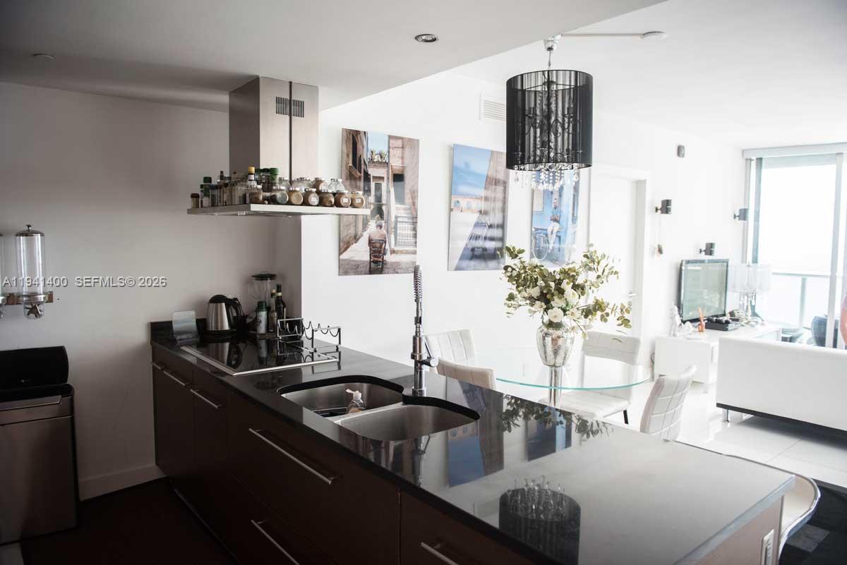 495 Brickell Ave #3805, Miami FL 33131