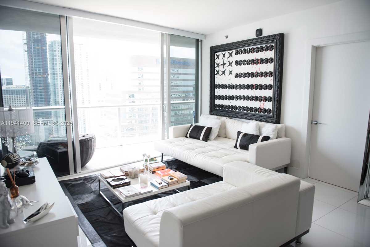 495 Brickell Ave #3805, Miami FL 33131