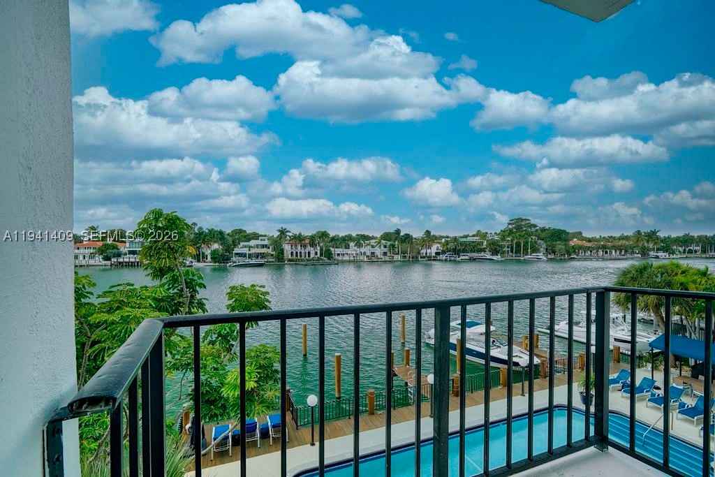 Miami Beach FL 33140 - A11941409
