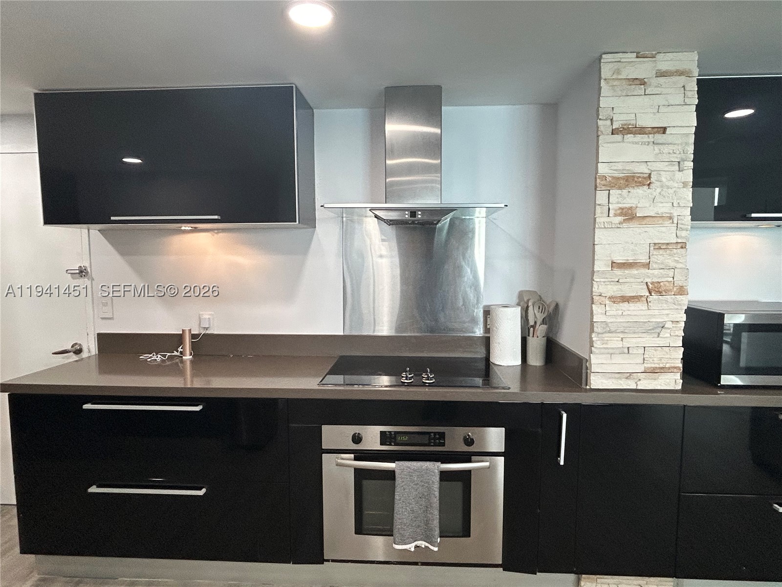 4001 S Ocean Dr #PH11, Hollywood FL 33019