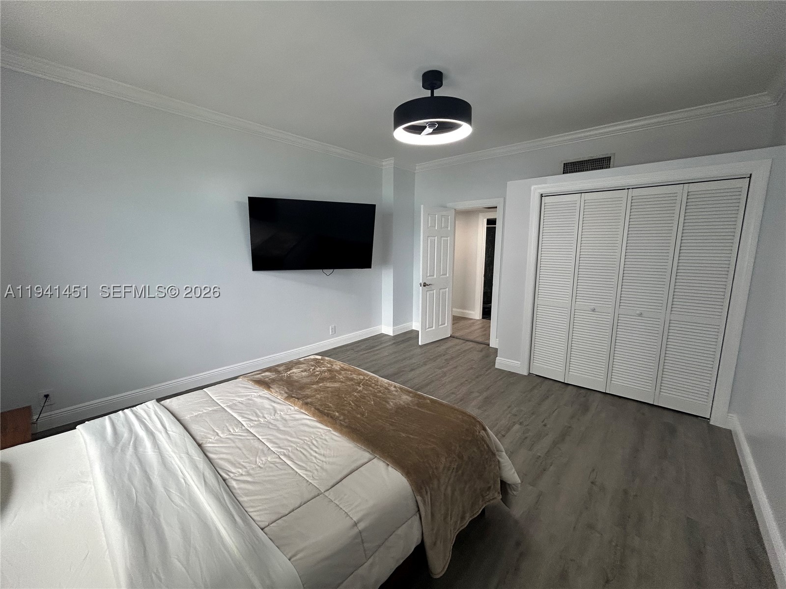 4001 S Ocean Dr #PH11, Hollywood FL 33019