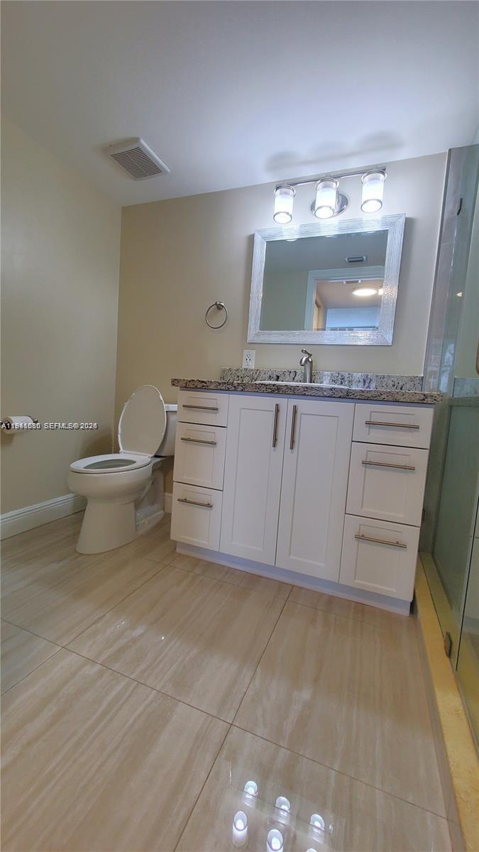 60 NW 37th Ave #806, Miami FL 33125