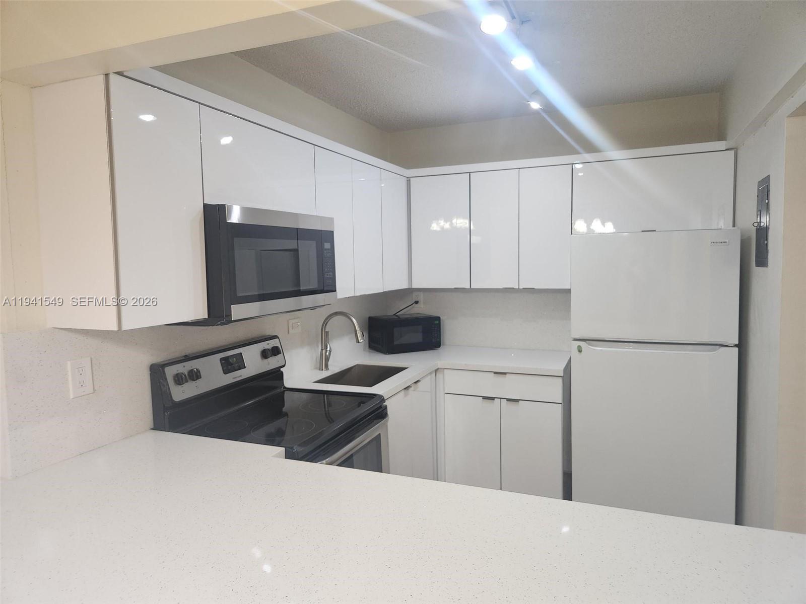 8990 SW 24th St #228, Miami FL 33165