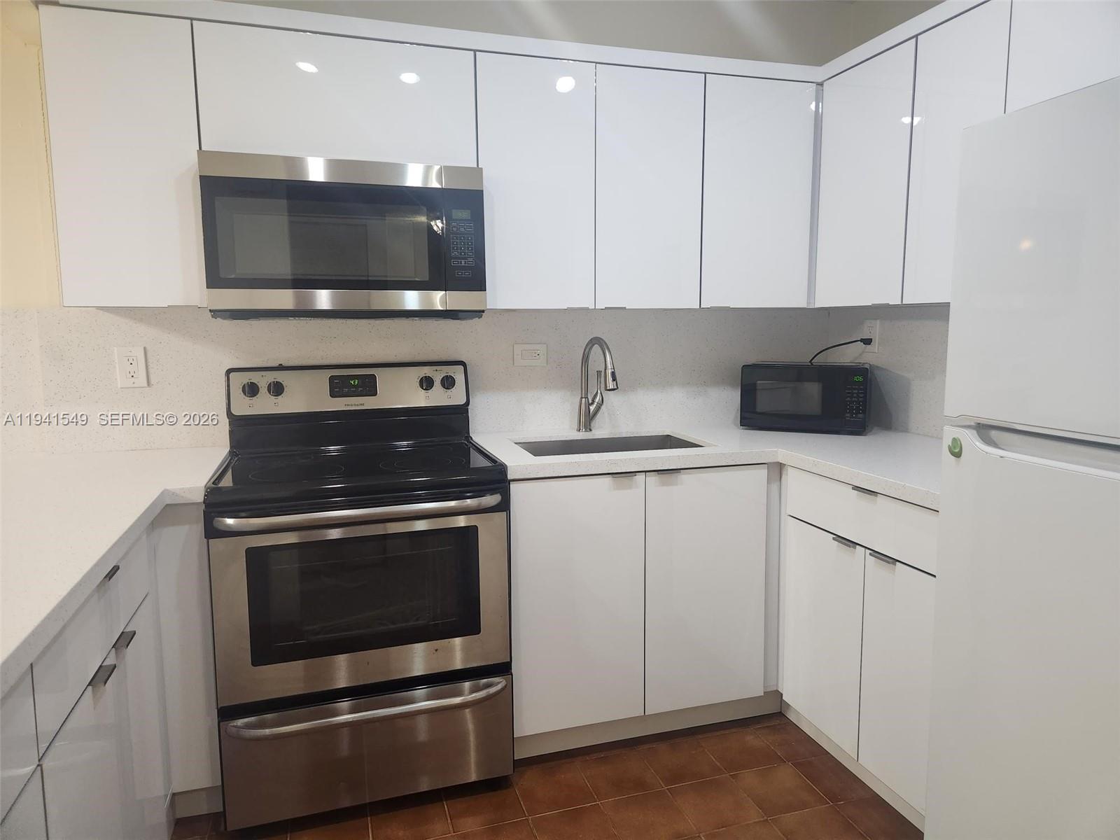 8990 SW 24th St #228, Miami FL 33165