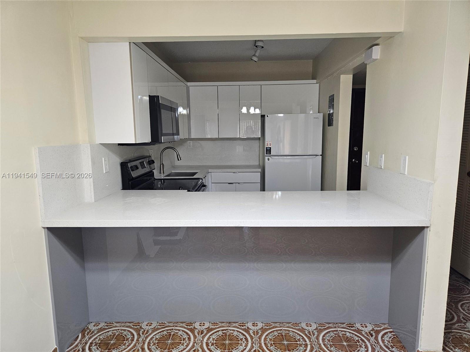 8990 SW 24th St #228, Miami FL 33165