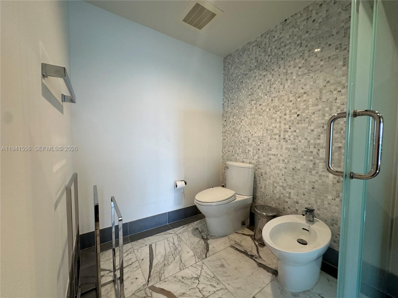 200 Biscayne Boulevard Way #3514, Miami FL 33131