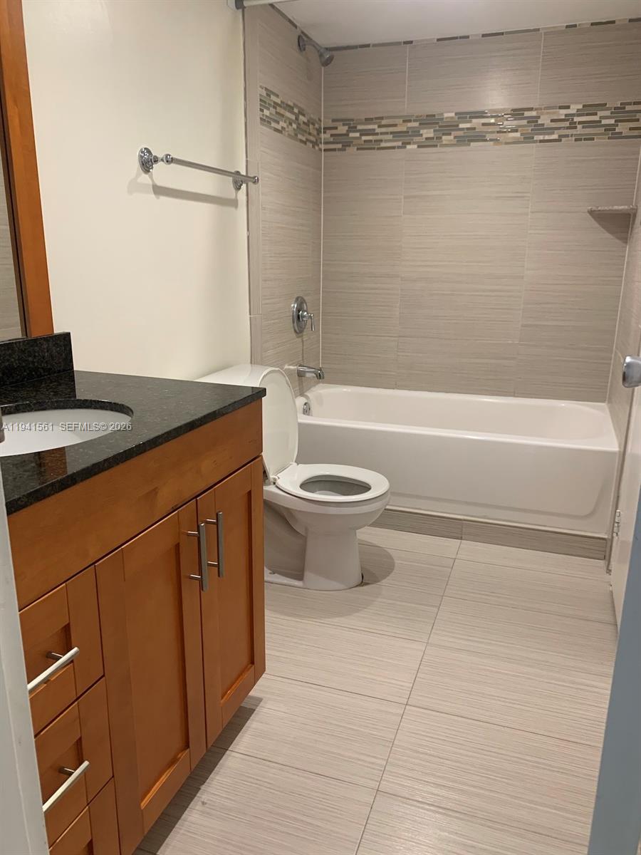 13499 Biscayne Blvd #710, North Miami FL 33181
