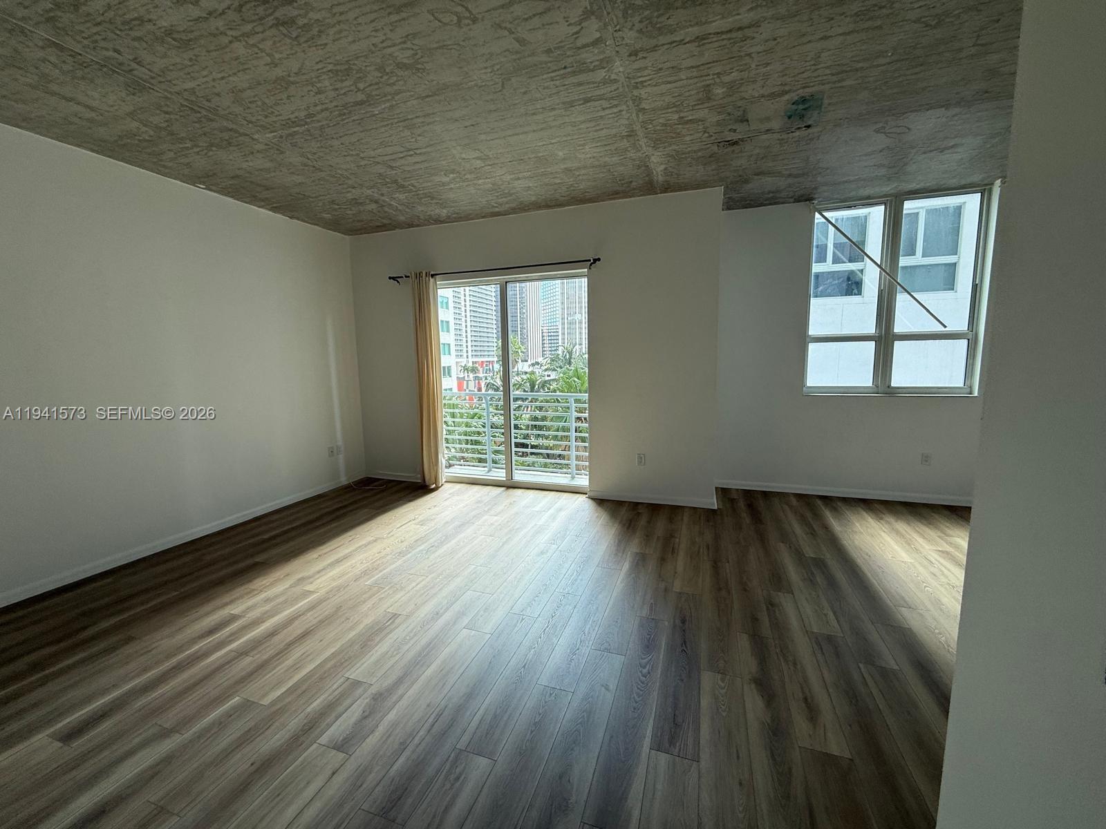234 NE 3rd St #1408, Miami FL 33132
