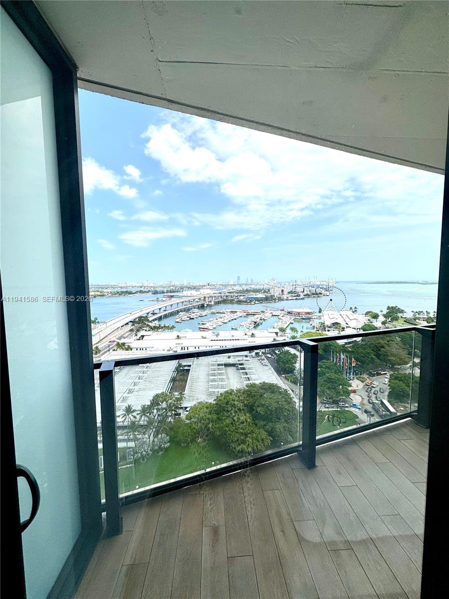 398 NE 5th St #1510, Miami FL 33132