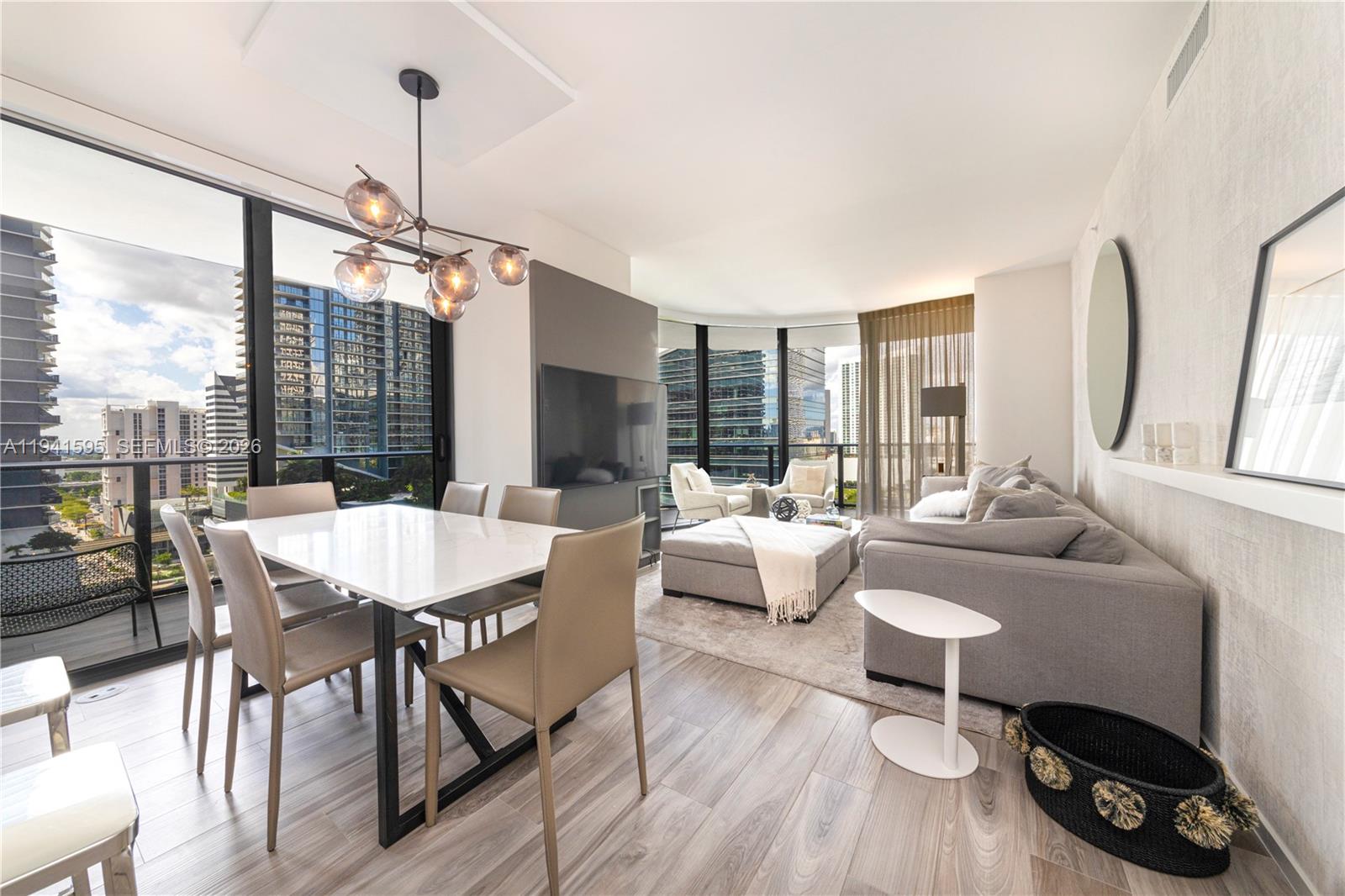 801 S Miami Ave #1209, Miami FL 33130