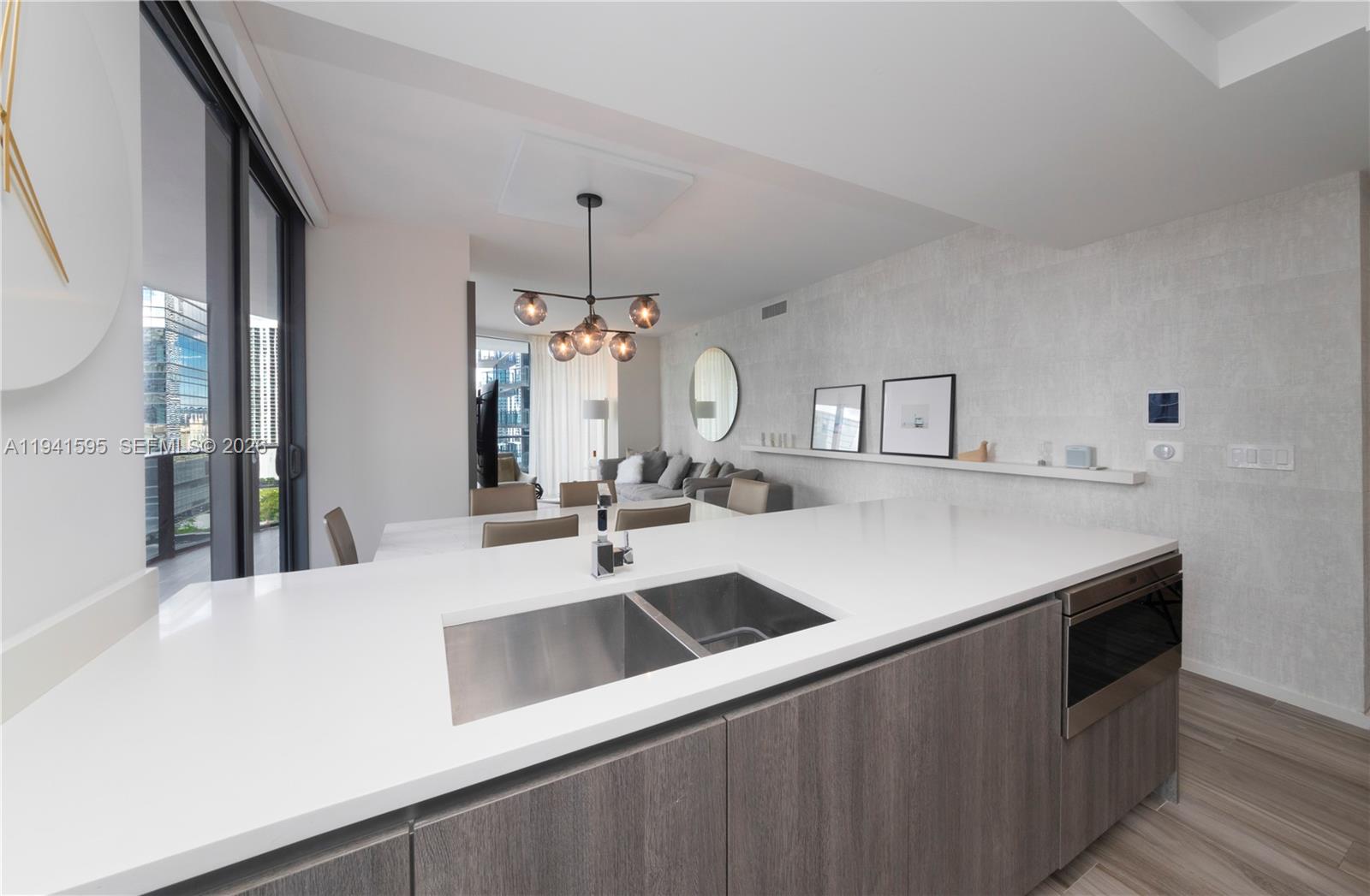 801 S Miami Ave #1209, Miami FL 33130