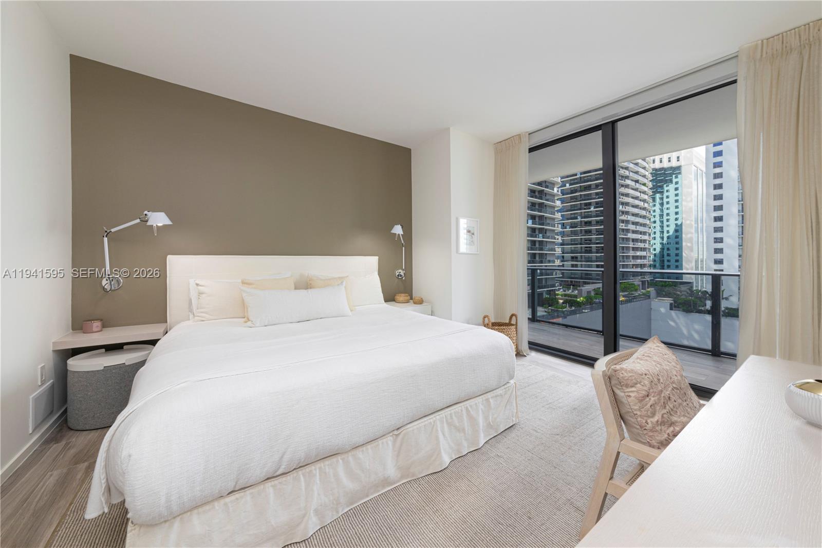 801 S Miami Ave #1209, Miami FL 33130