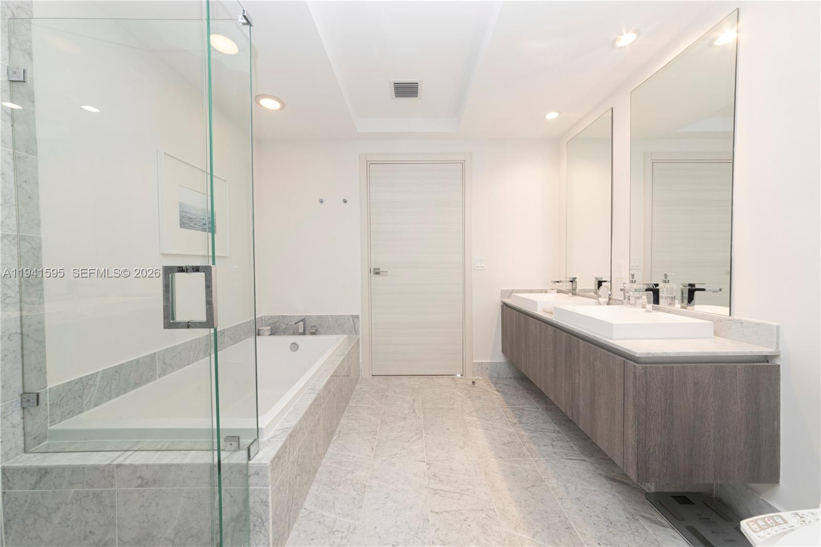 801 S Miami Ave #1209, Miami FL 33130