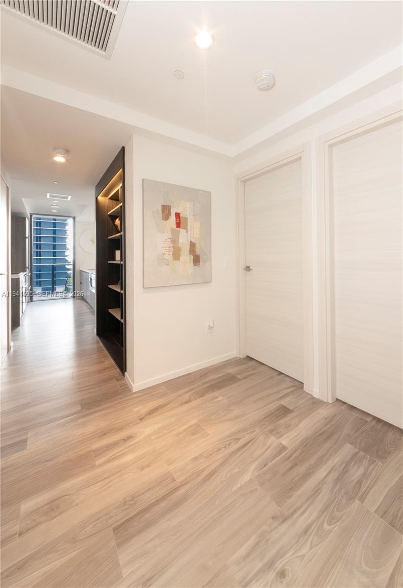 801 S Miami Ave #1209, Miami FL 33130