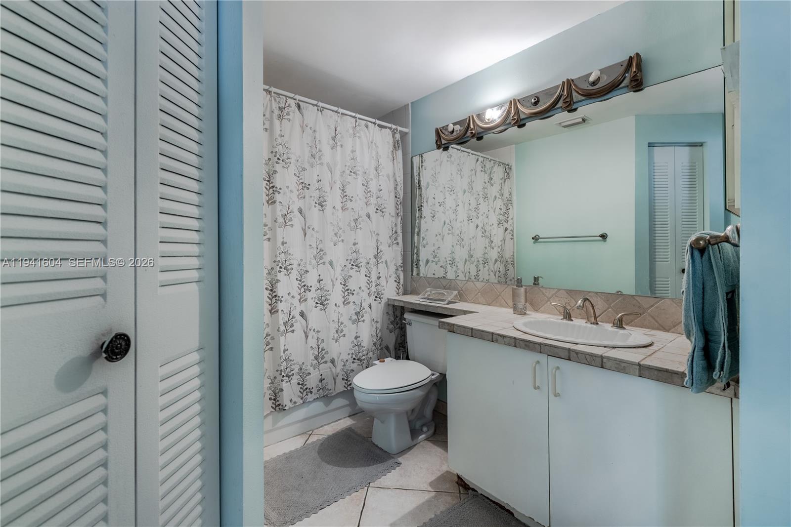 19601 E Country Club Dr #7104, Aventura FL 33180