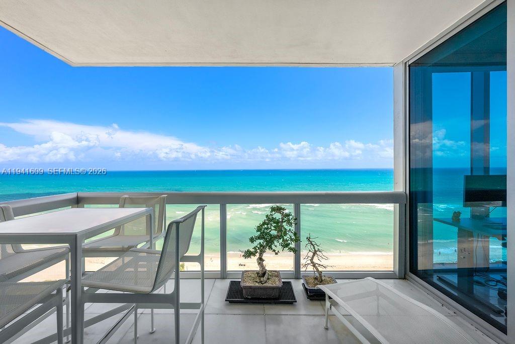 6899 Collins Ave #1205, Miami Beach FL 33141
