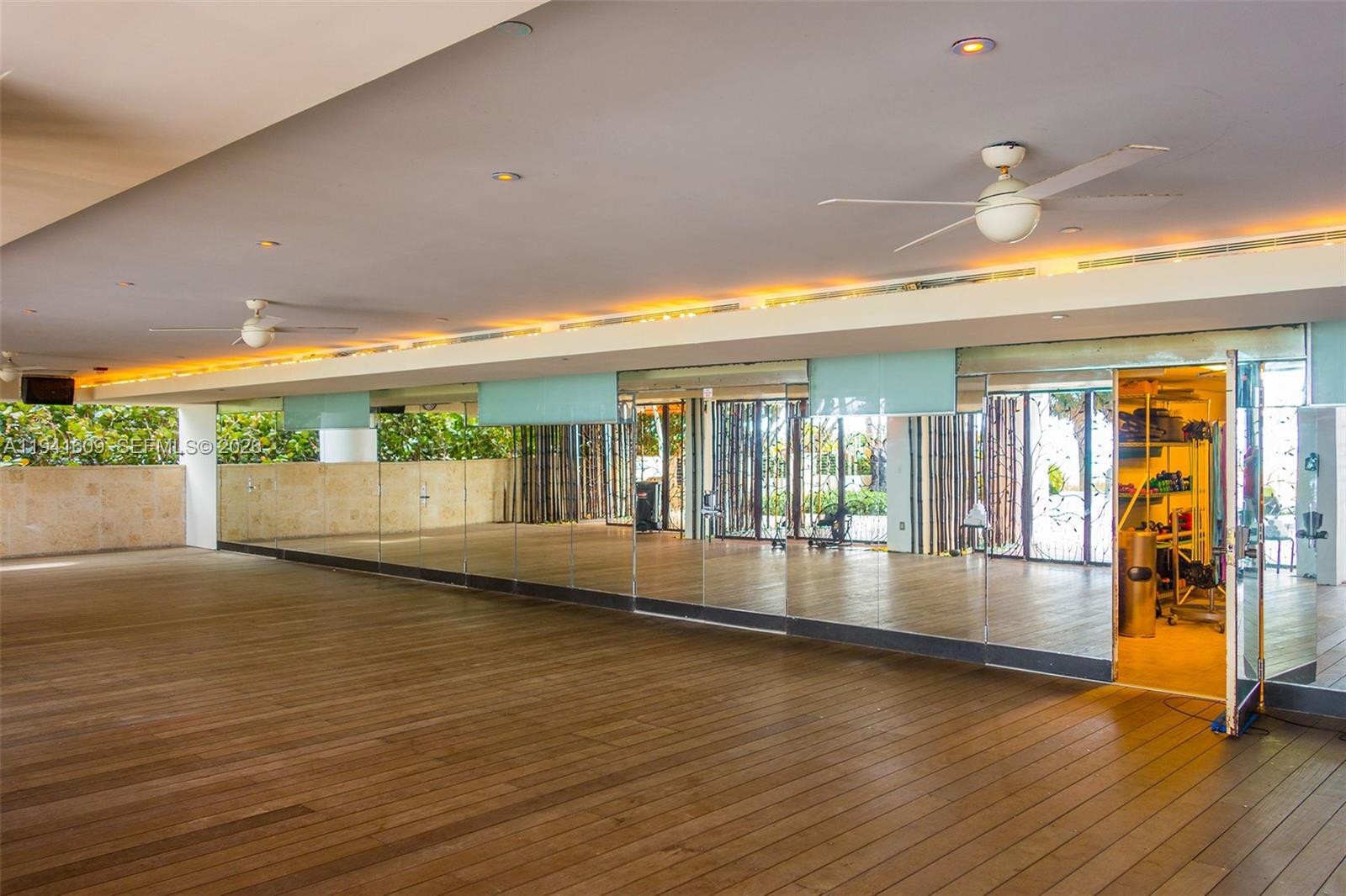 6899 Collins Ave #1205, Miami Beach FL 33141