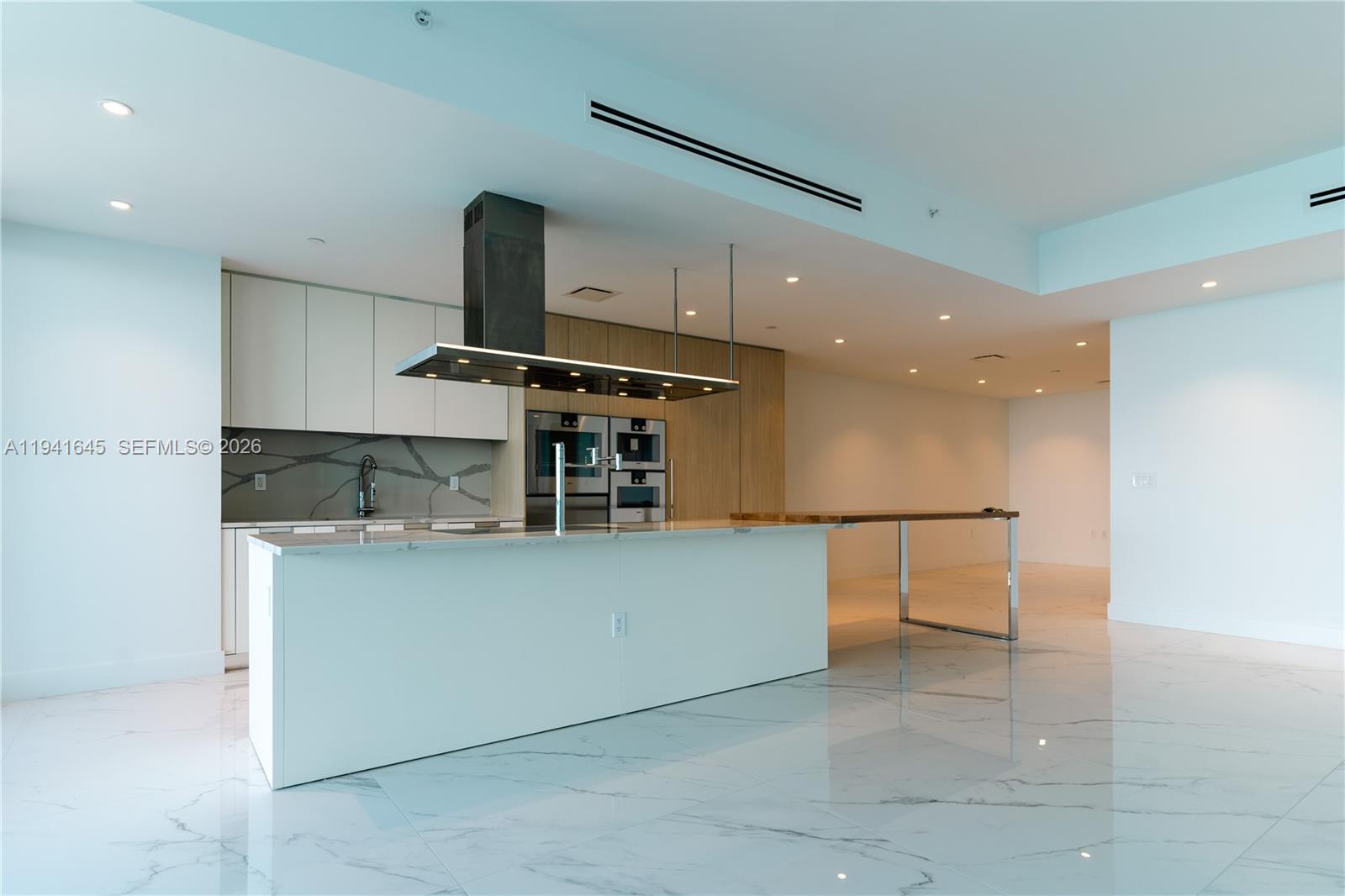 15701 Collins Ave #1002, Sunny Isles Beach FL 33160