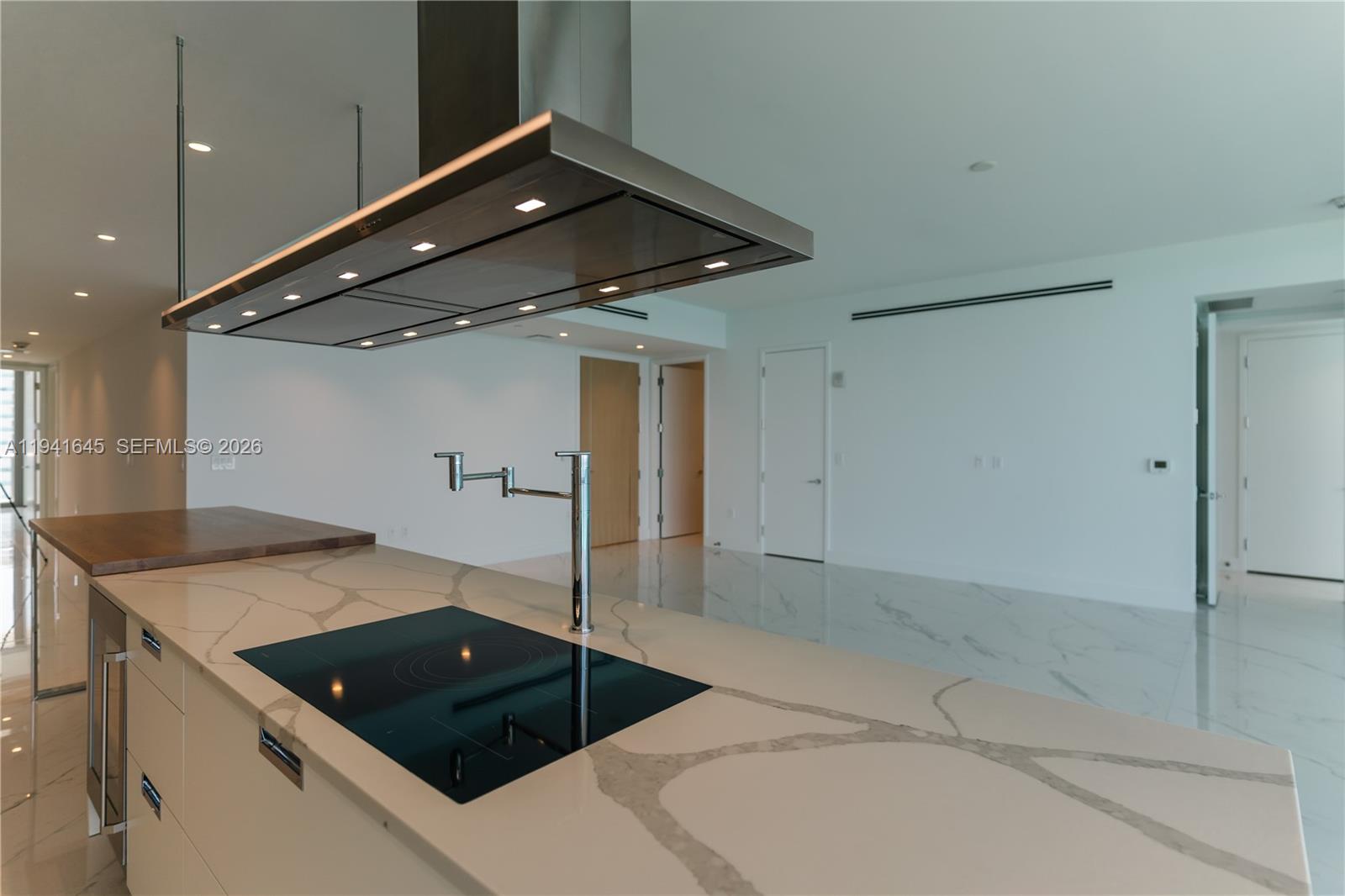 15701 Collins Ave #1002, Sunny Isles Beach FL 33160