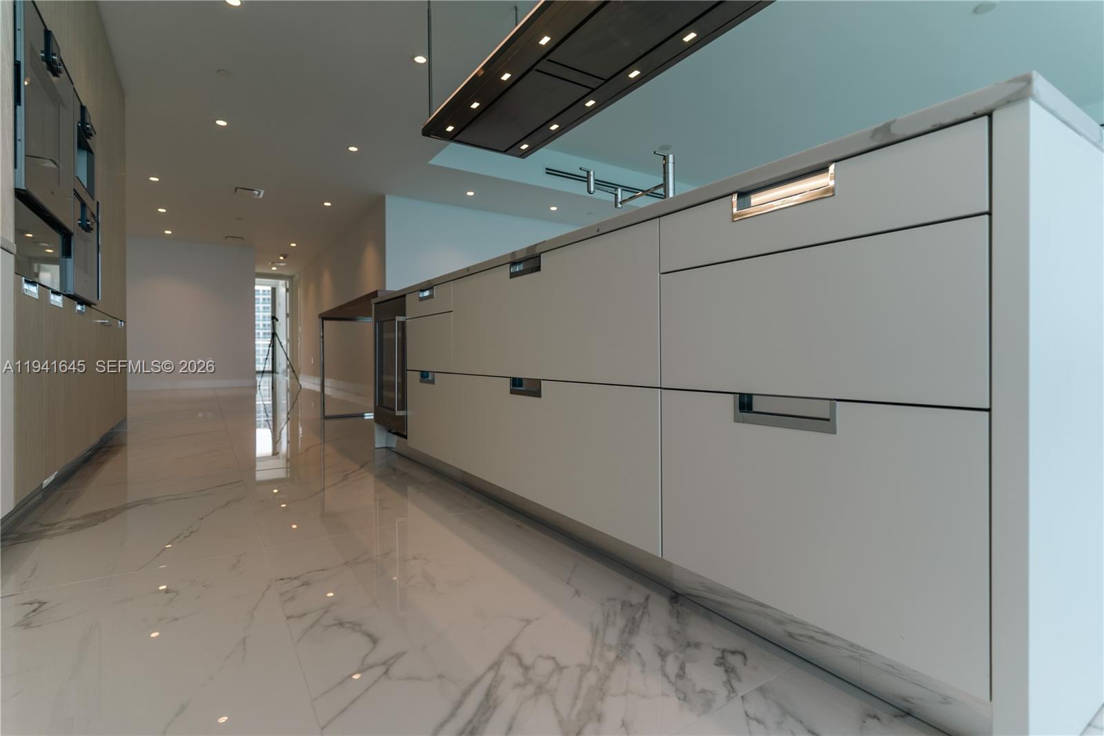 15701 Collins Ave #1002, Sunny Isles Beach FL 33160