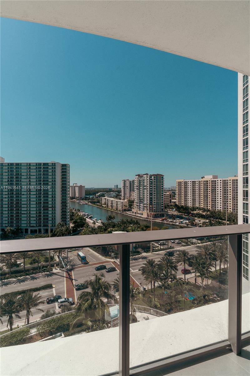 15701 Collins Ave #1002, Sunny Isles Beach FL 33160