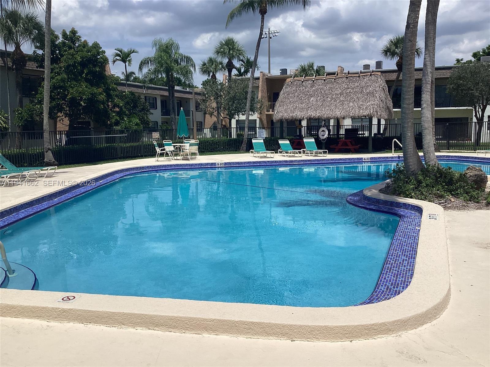 8261 SW 128th St #202, Pinecrest FL 33156