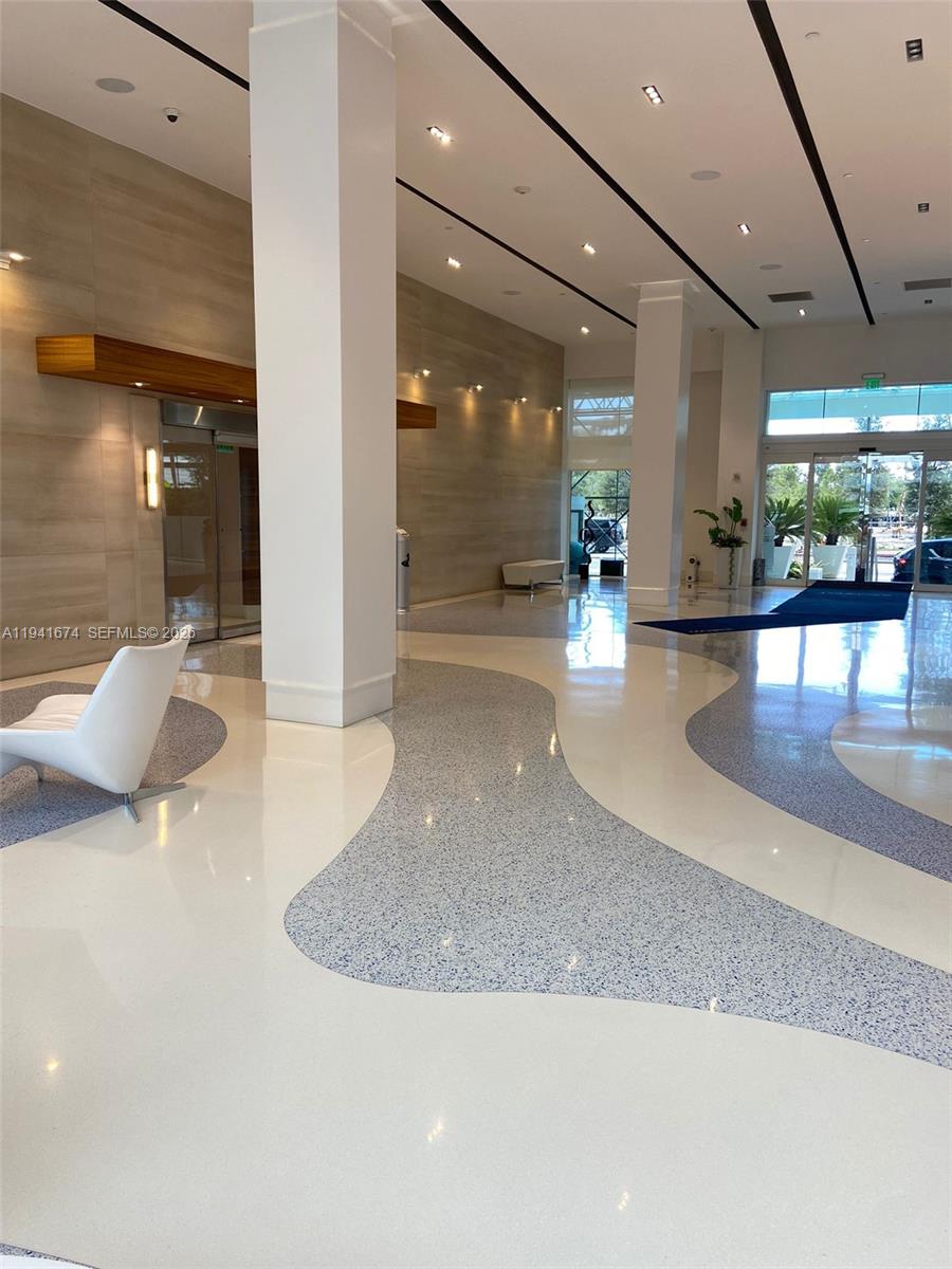 650 West Ave #810, Miami Beach FL 33139