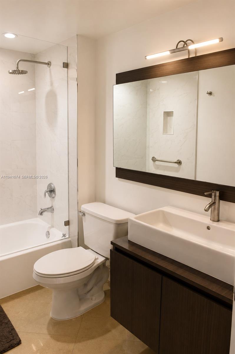 650 West Ave #810, Miami Beach FL 33139