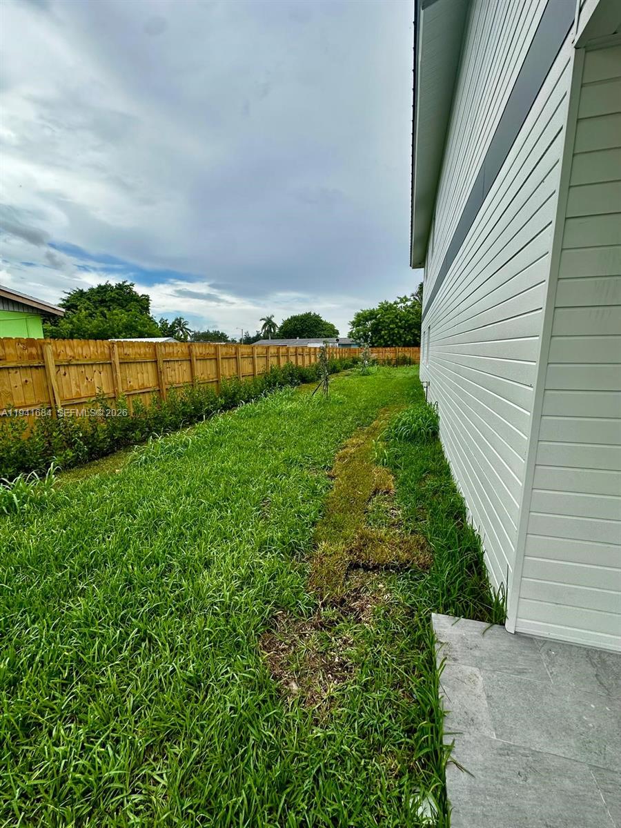 722 NW 6 CT, Florida City FL 33034