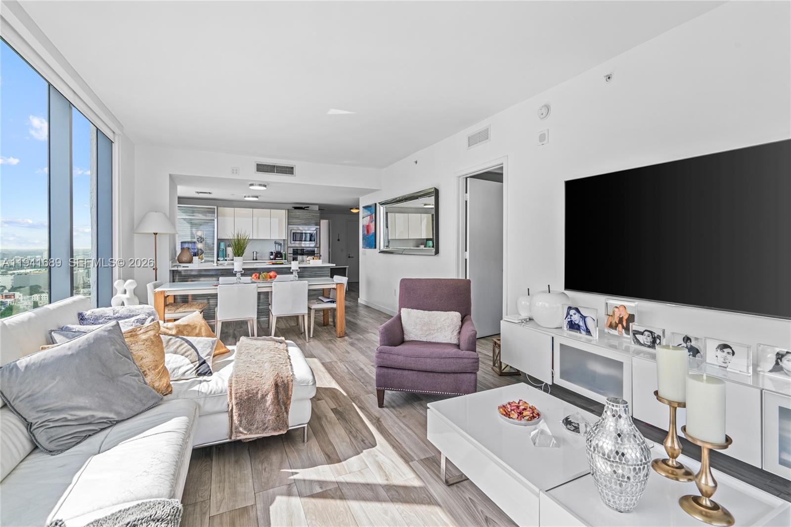 460 NE 28 ST #3008, Miami FL 33137