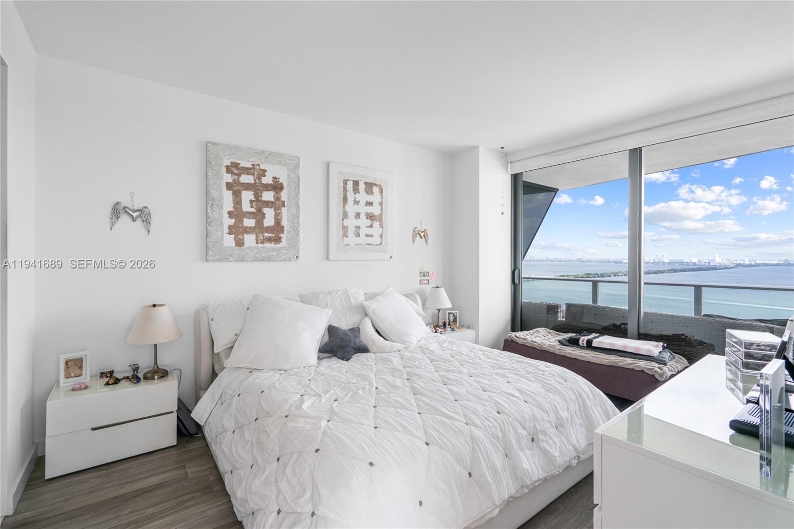 460 NE 28 ST #3008, Miami FL 33137