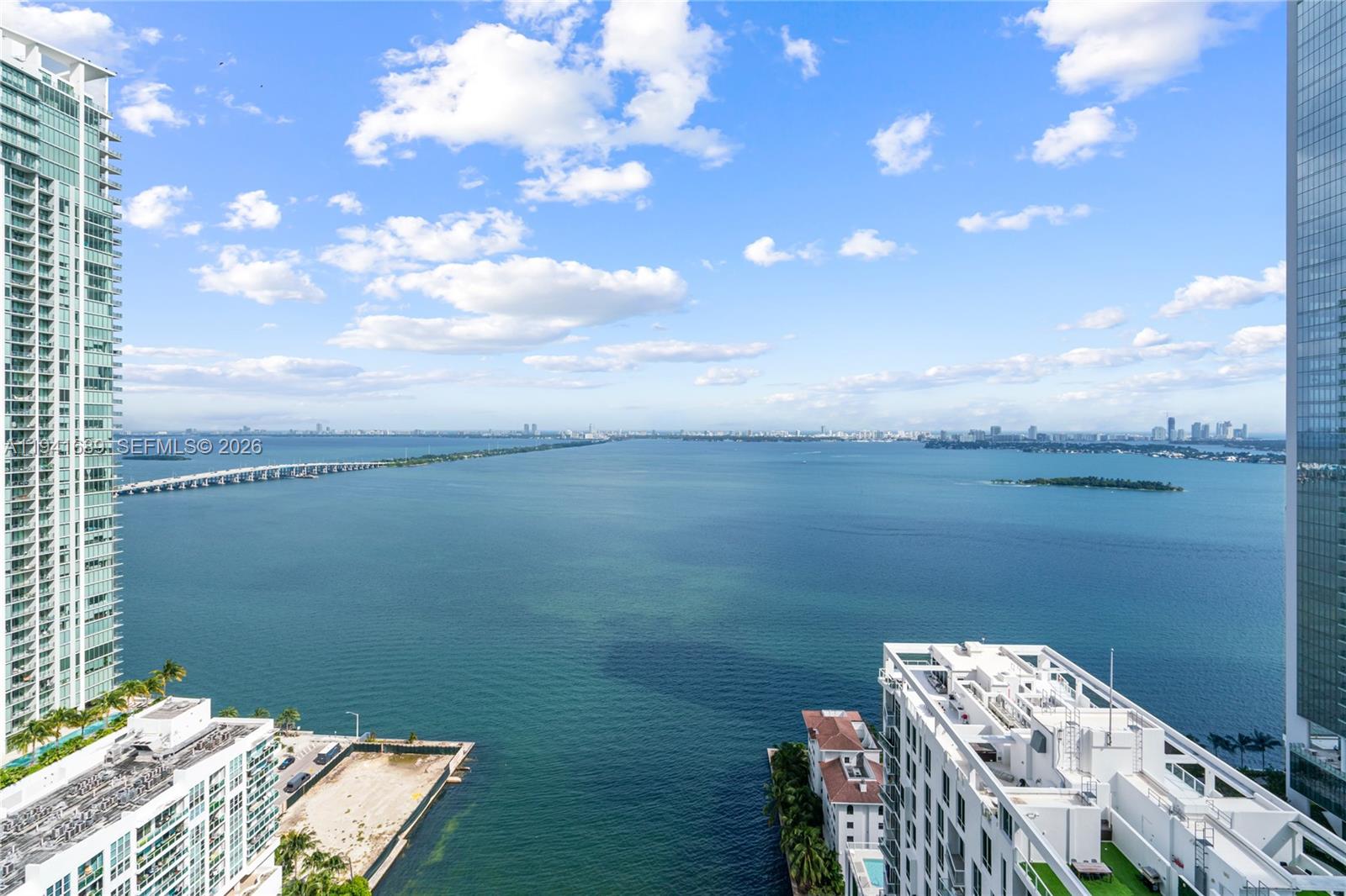 460 NE 28 ST #3008, Miami FL 33137