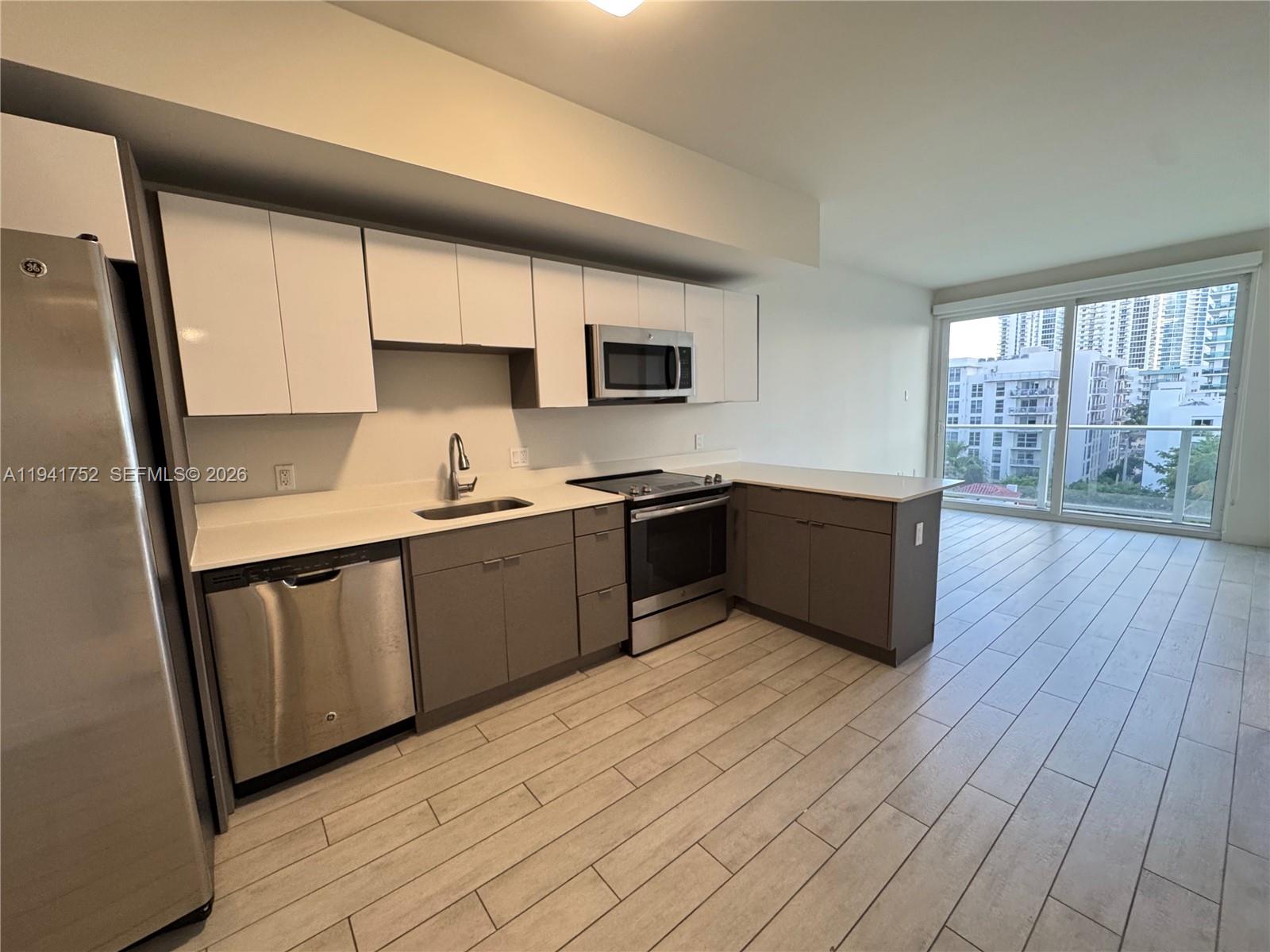 321 NE 26th St #615, Miami FL 33137