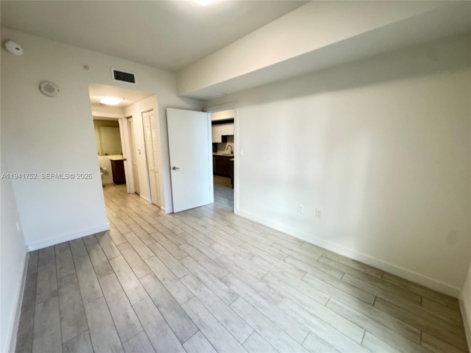 321 NE 26th St #615, Miami FL 33137